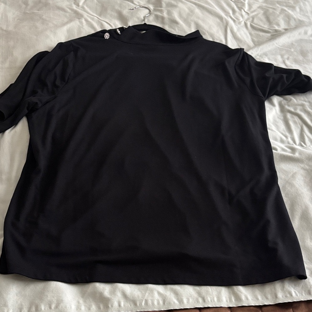 Talbots Elegant Black Short Sleeve Tee